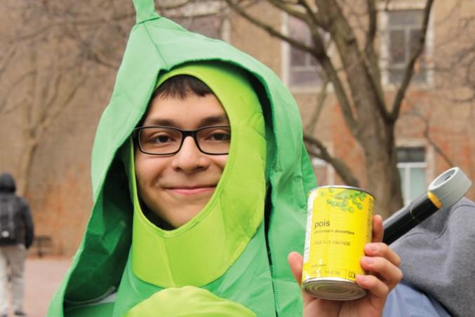 RSU v. Peas battle. Photo by AlexDownham