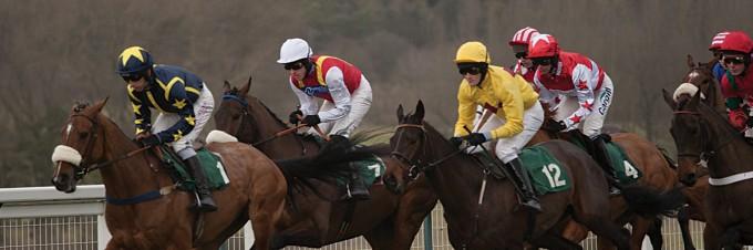 several jockeys probably pretending they’re John Wayne. PHOTO: RYAN MARSH