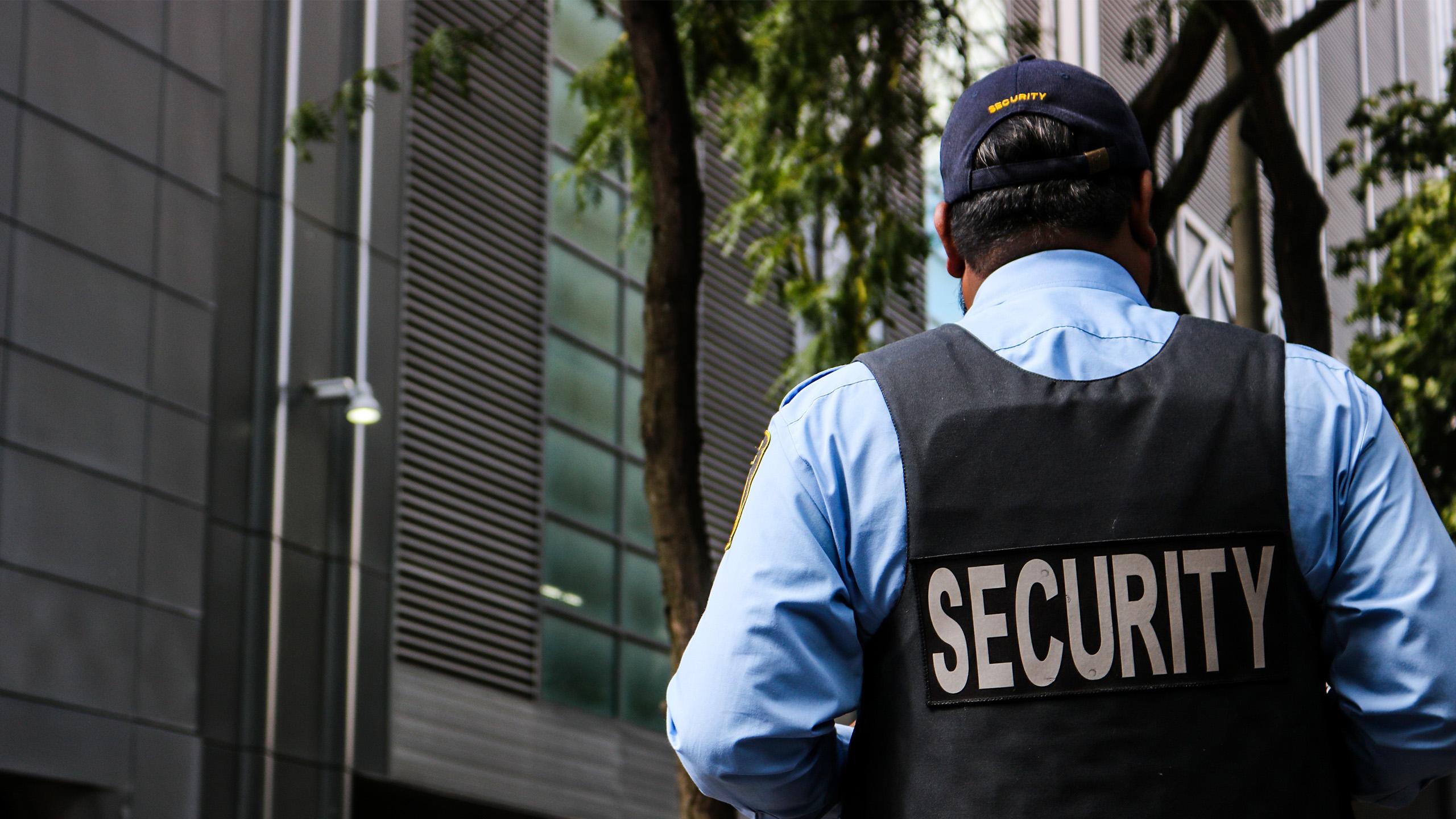 A photo of an anonymous security guard at Ryerson