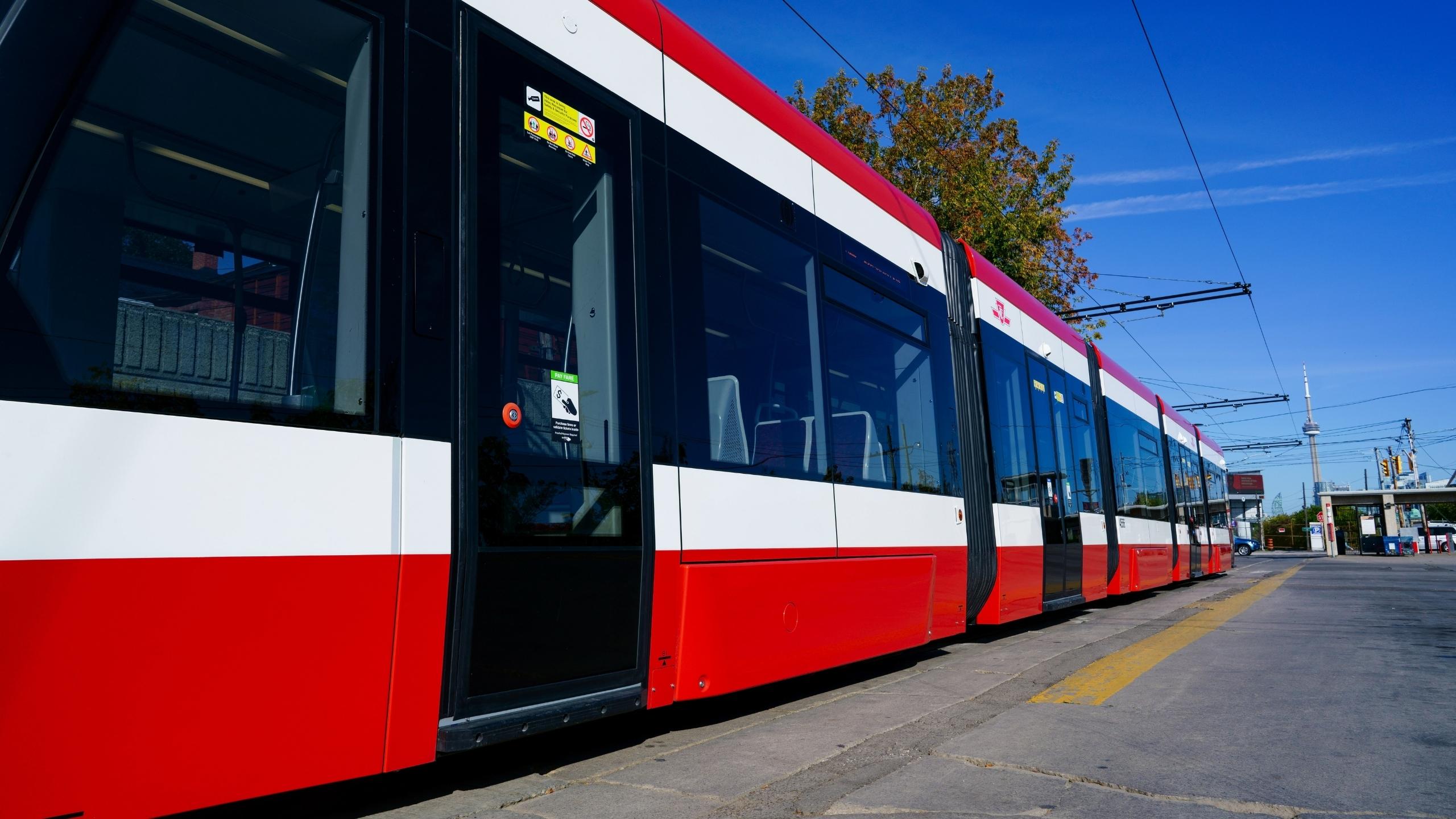 A TTC streetcar on Spadina Ave.